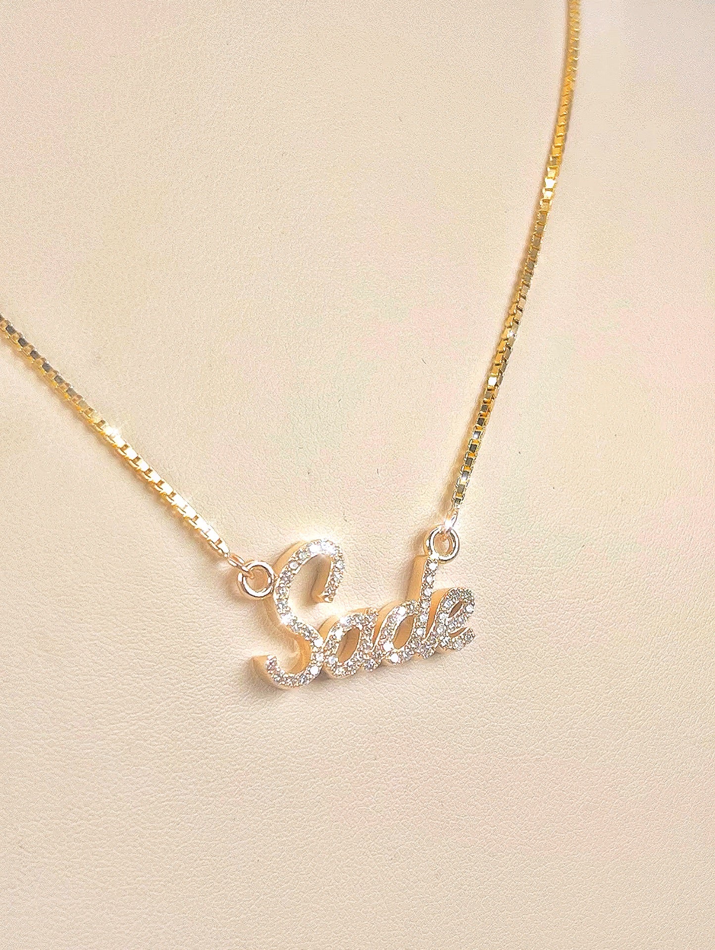 10KT Custom Diamond Name Plate
