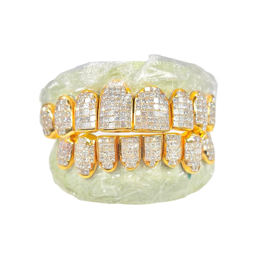 Custom VVS1 Clarity Invisible Set Princess Cut Diamond Grillz