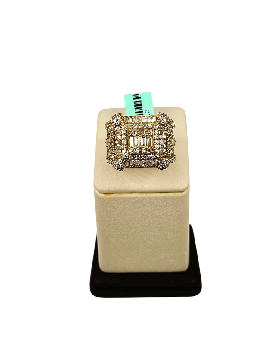 Baguette Diamond Crown Ring