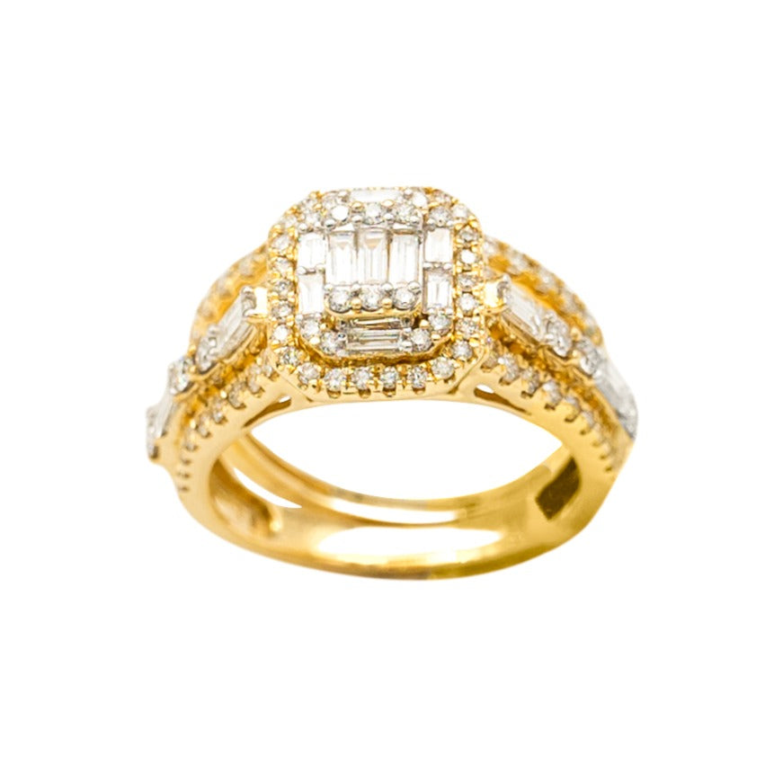 Baguette and Rounds Diamond Ring